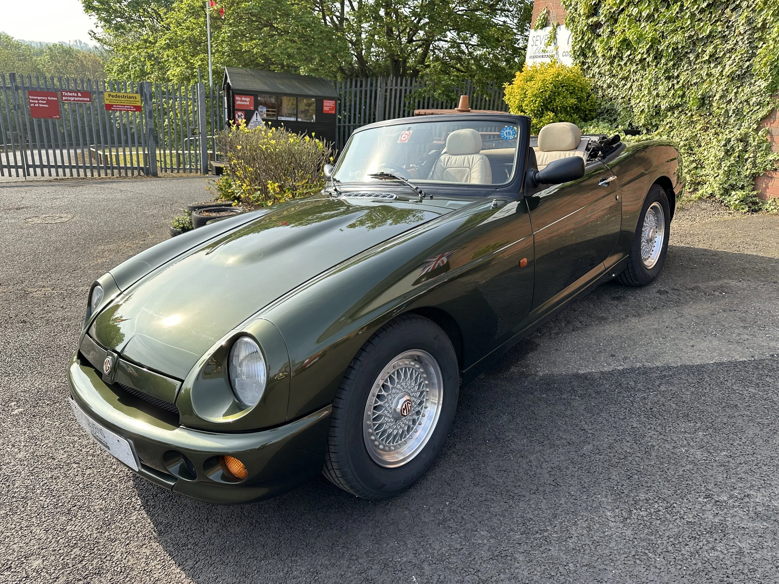 MGR V8 | Sevens & Classics